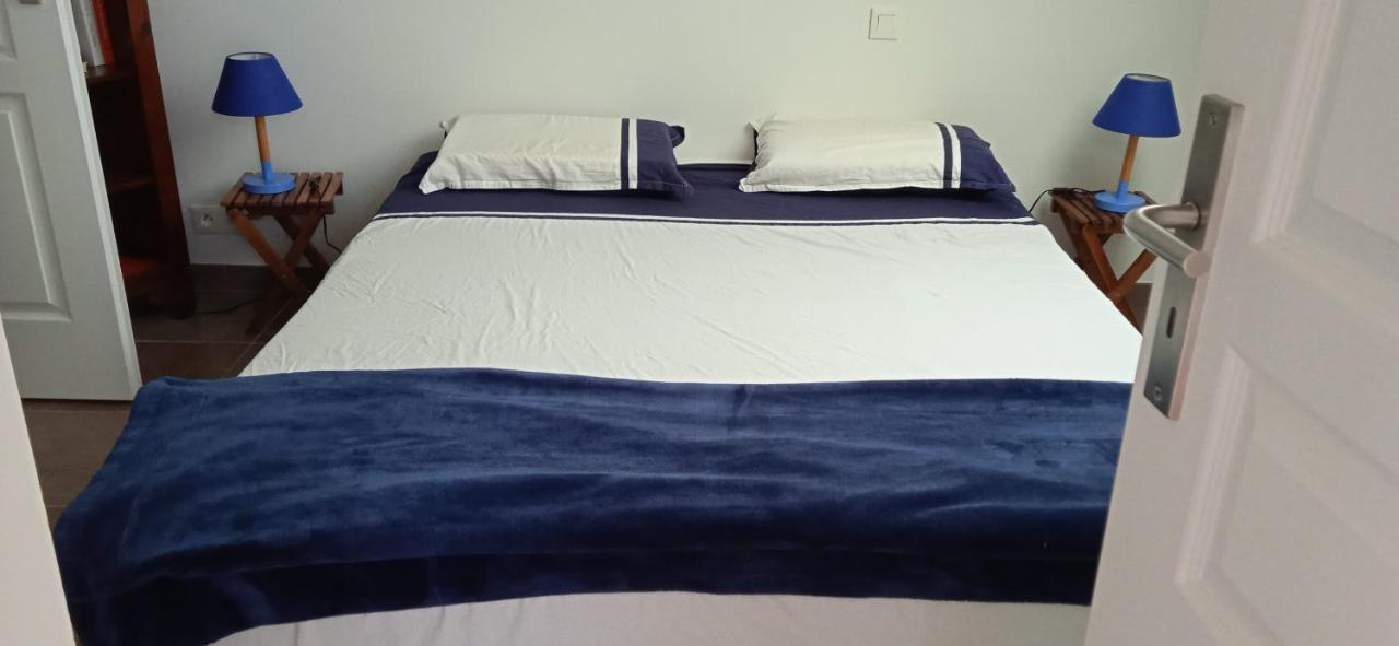 Javoy Bed and Breakfast Penvénan Buitenkant foto